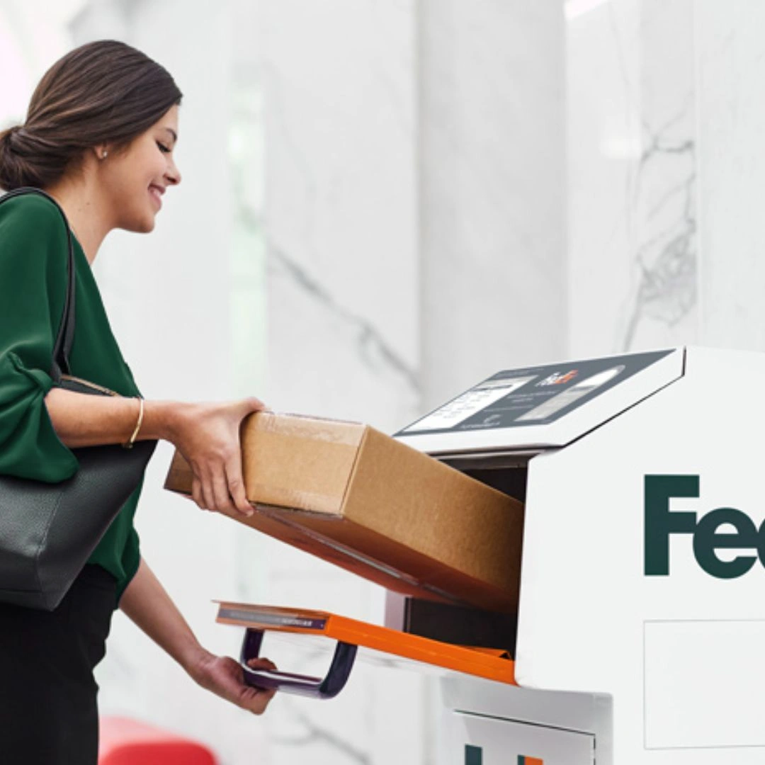 FedEx Tracking Package